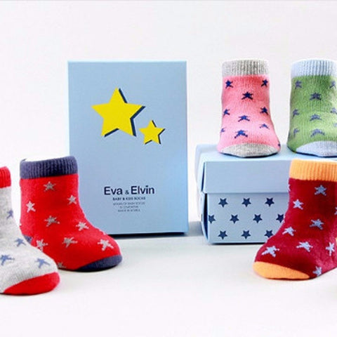 Six pack Newborn/Infant non skid Littlestars Socks